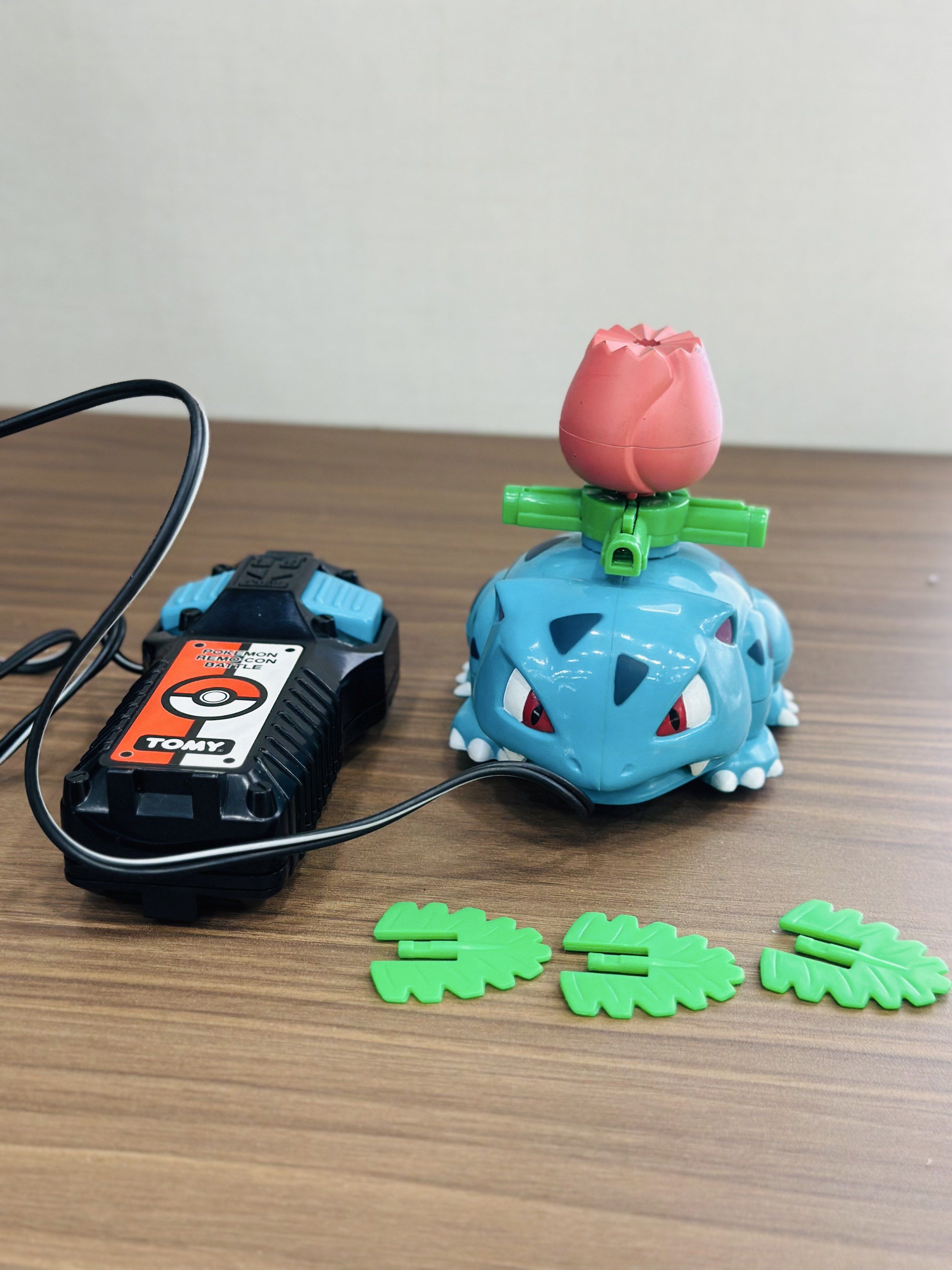 [Rare] TOMY Pokemon Remote Control Battle Venusaur Happa Cutter ...