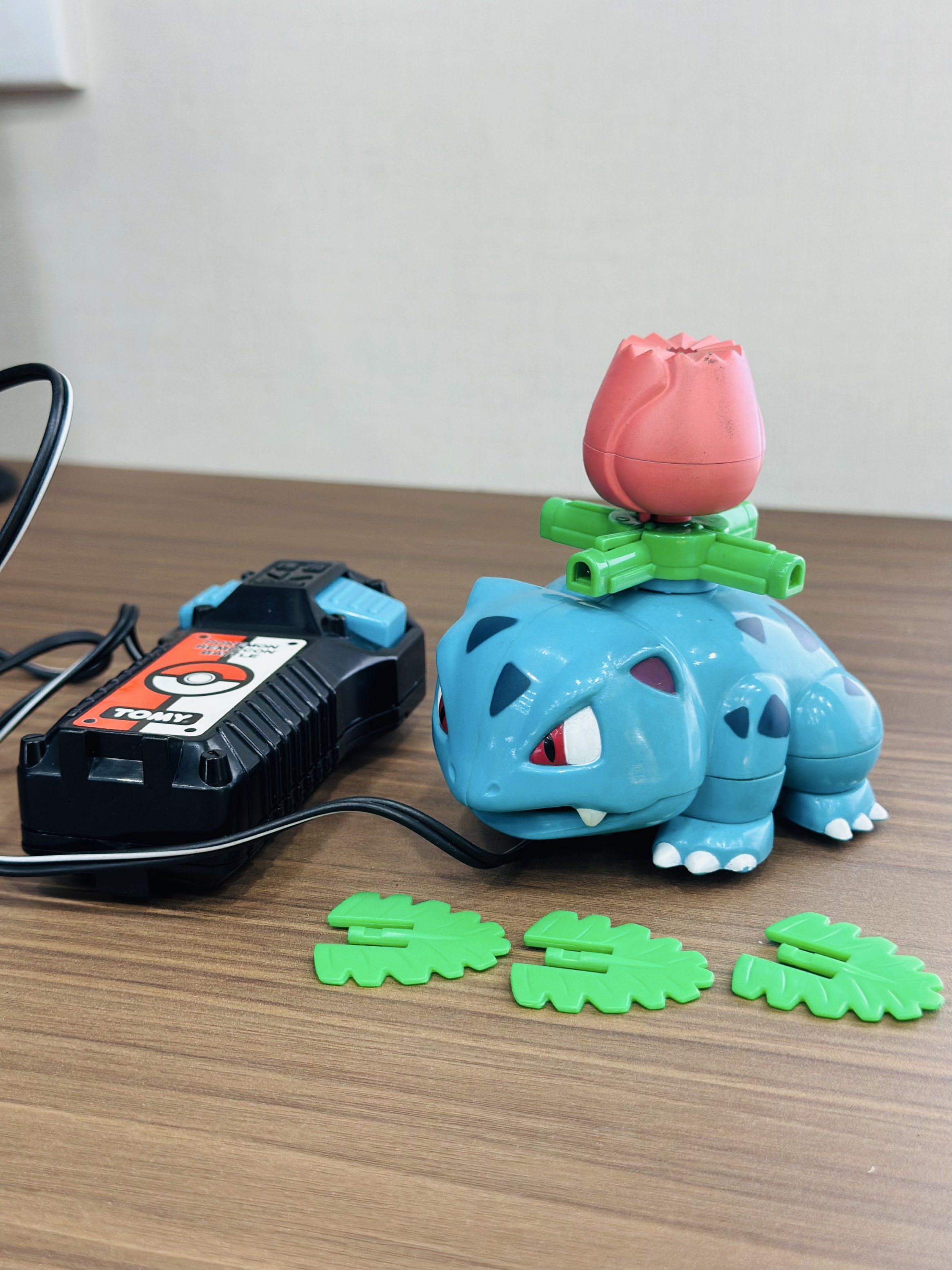 [Rare] TOMY Pokemon Remote Control Battle Venusaur Happa Cutter ...