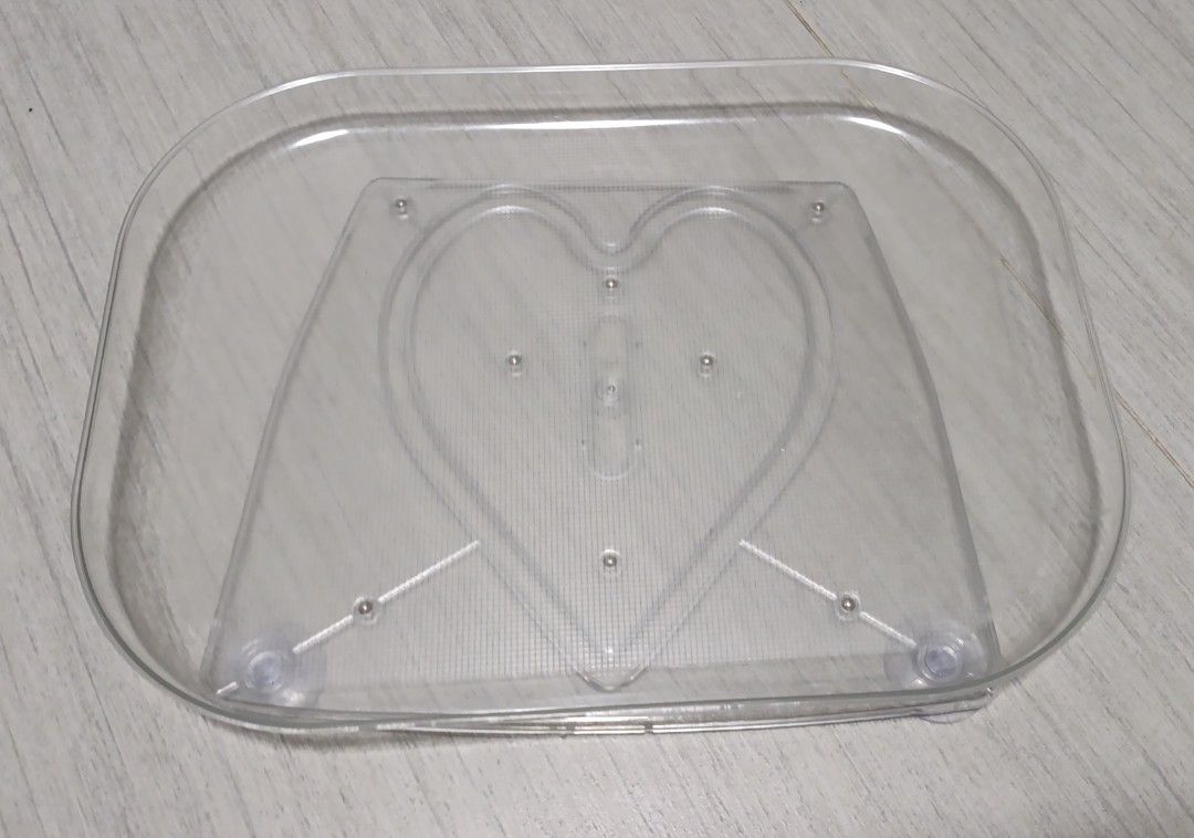 Rectangle turntable (Category: Other Kitchenware & Tableware) located in Singapore. Submitted by jjleow (Listing ID 1416909548, Image 2). Description: Bought but never used. .