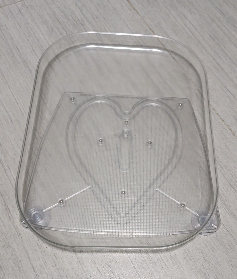 Rectangle turntable (Category: Other Kitchenware & Tableware) located in Singapore. Submitted by jjleow (Listing ID 1416909548, Image 1). Description: Bought but never used. .