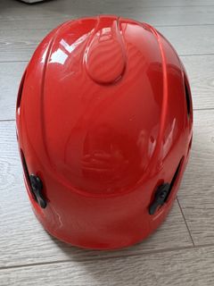 （分類：）位於 。 由 dematerialisation 提交（商品編號 1416869457，圖片 1）。簡介： 。