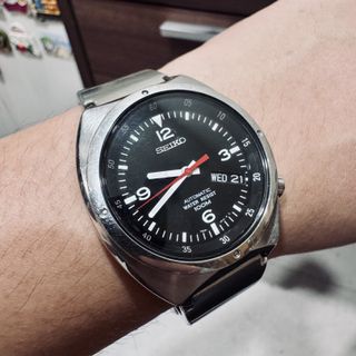 (Category: ) located in . Submitted by watchunter (Listing ID 1416992575, Image 1). Description: .
