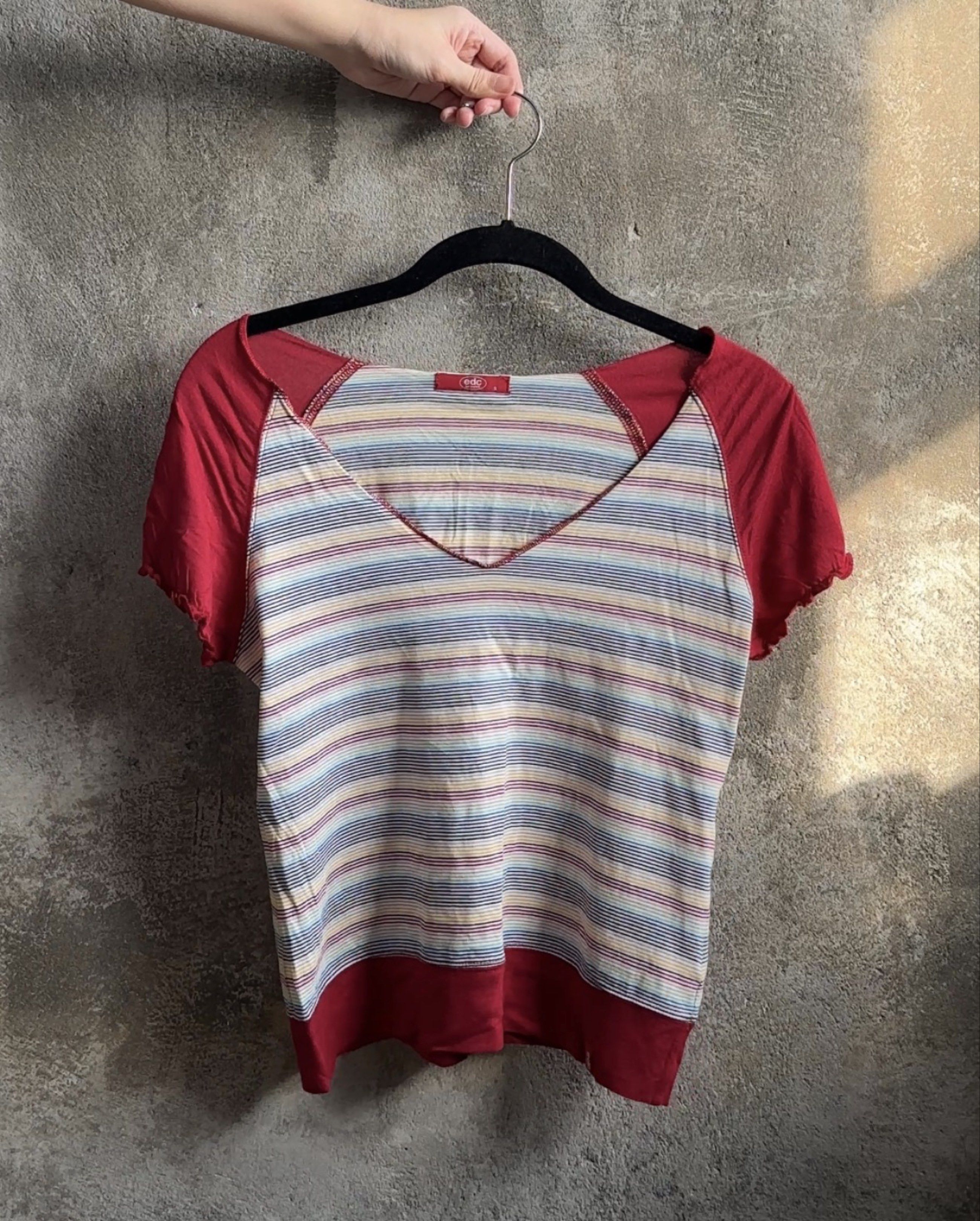 Striped off the shoulder top esprit brand (Category: Shirts) located in Mandaluyong City. Submitted by _twice.nice (Listing ID 1416970548, Image 1). Description: Y2k 2000s inspired fits Xs-S heling tags: cop copine, paloma wool, esprit, dkny, donna karan, morgan de toi, vivienne tam.