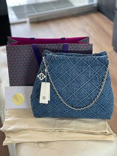 (Category: ) located in . Submitted by 2512preloved (Listing ID 1416854368, Image 1). Description: .