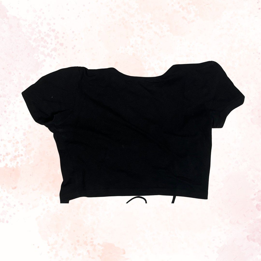 Unbranded Black Backless Tie-up Top (Category: Others Tops) located in Manila. Submitted by 9013cm (Listing ID 1416960881, Image 1). Description: Black tie up backless top Fits up to 38 bust size + C cup Adjustable and tie-up back ₱100 ❗️Please read the TERMS AND CONDITIONS before transacting MOP: GCash, Maya, or cash upon meet up (NO COD) MOD: J&T, Lalamove, or meet up around Dapitan area only Location: Sampaloc Manila.