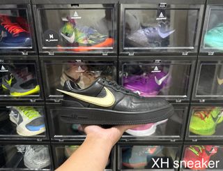 由 xh._.sneakers (刊登 ID 1417017254，圖片 1) 提交，位於 的 (類別：)，說明：。