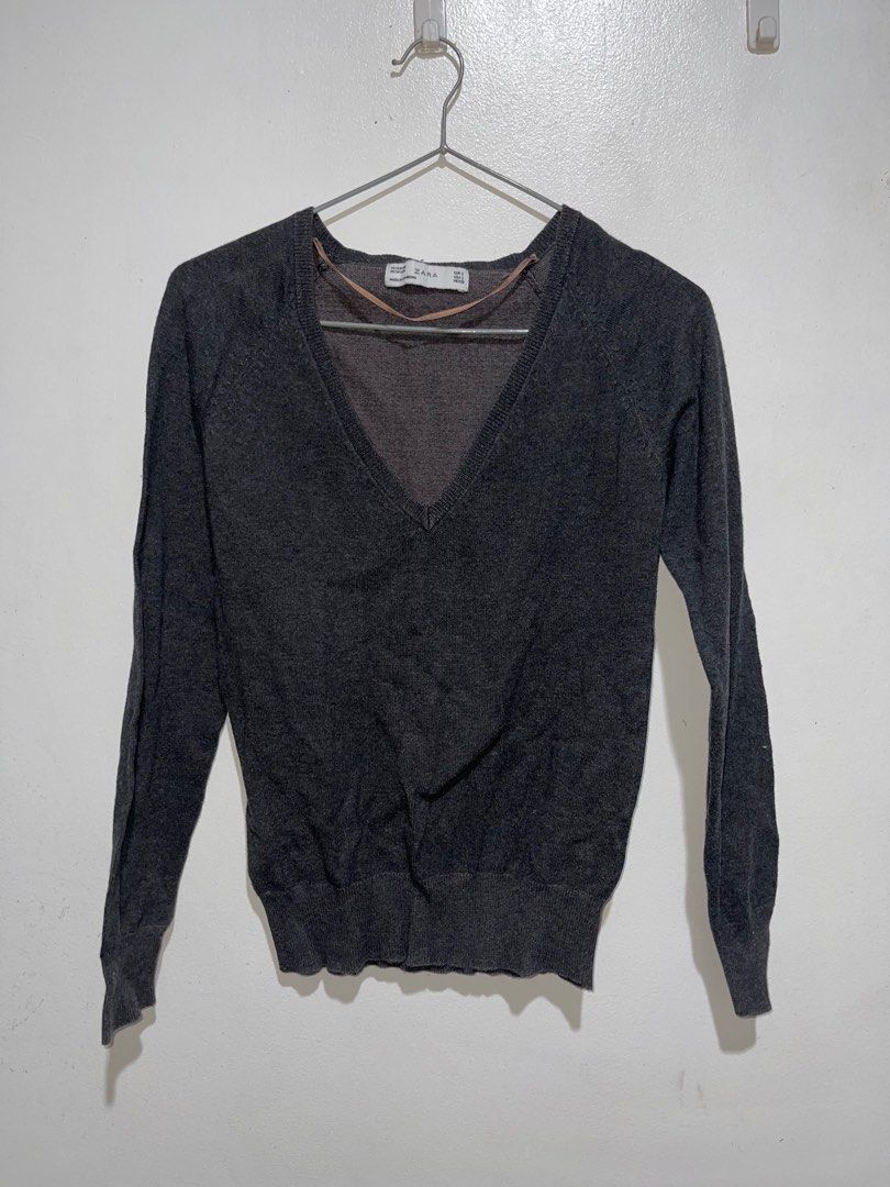 ZARA gray v-neck longsleeve sweater (Category: Longsleeves) located in Makati City. Submitted by clutterofshanelle (Listing ID 1416845954, Image 1). Description: .