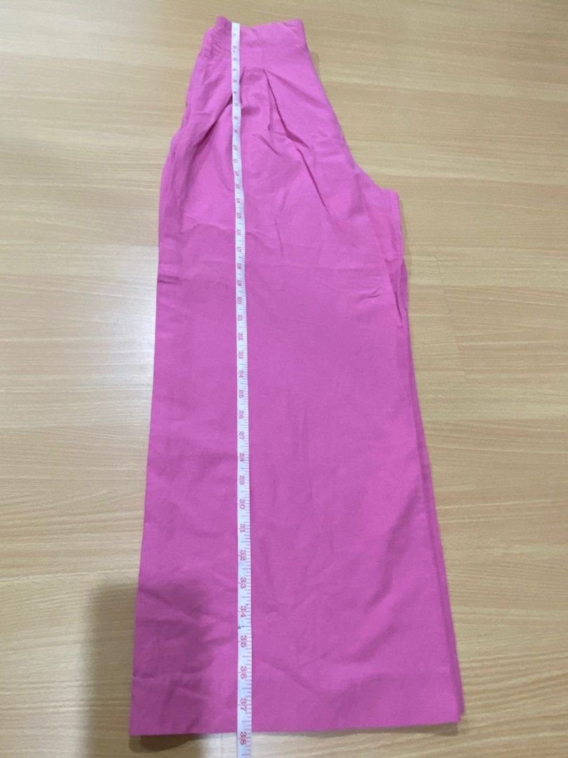 Zara pink wide leg culottes (Category: Other Bottoms) located in Davao. Submitted by vmfcloset (Listing ID 1416957277, Image 2). Description: .