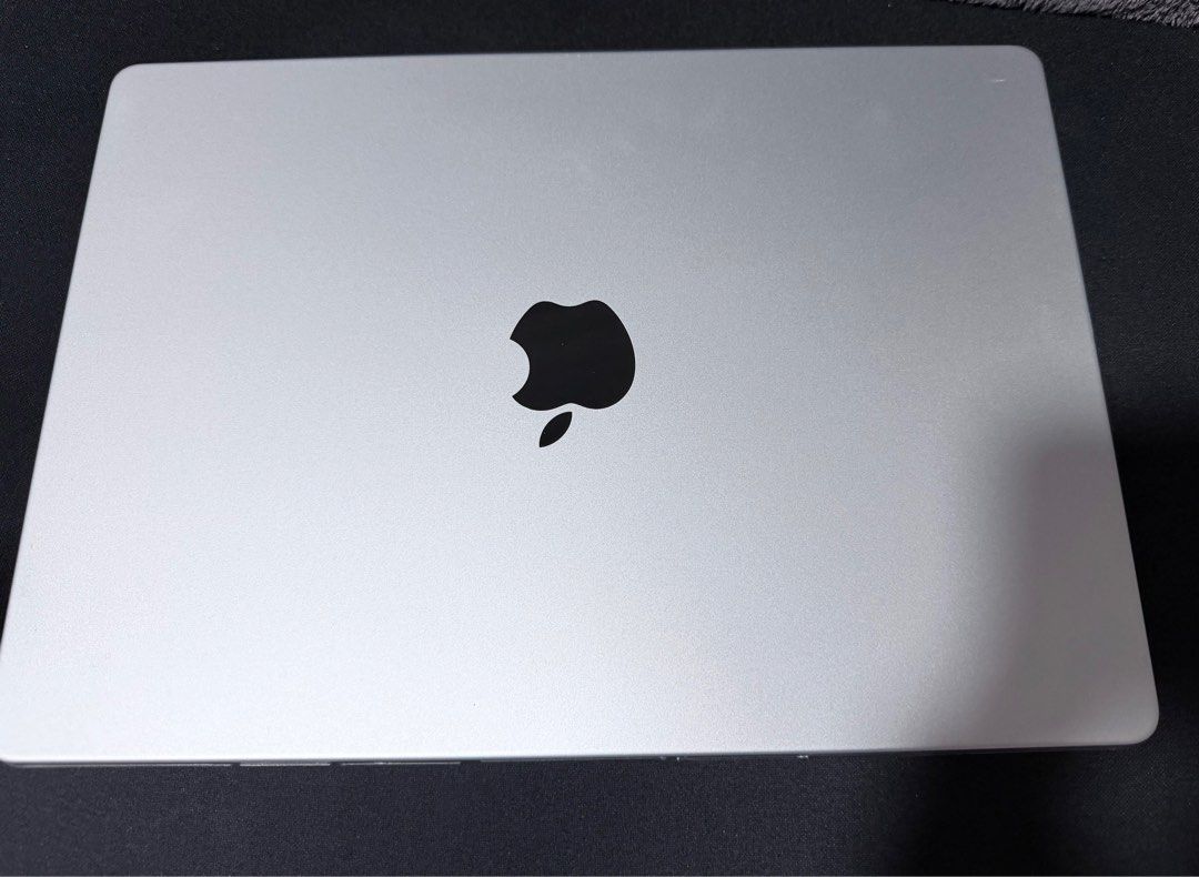 14-inch M4 MacBook Pro (2024) silver412452929500631041