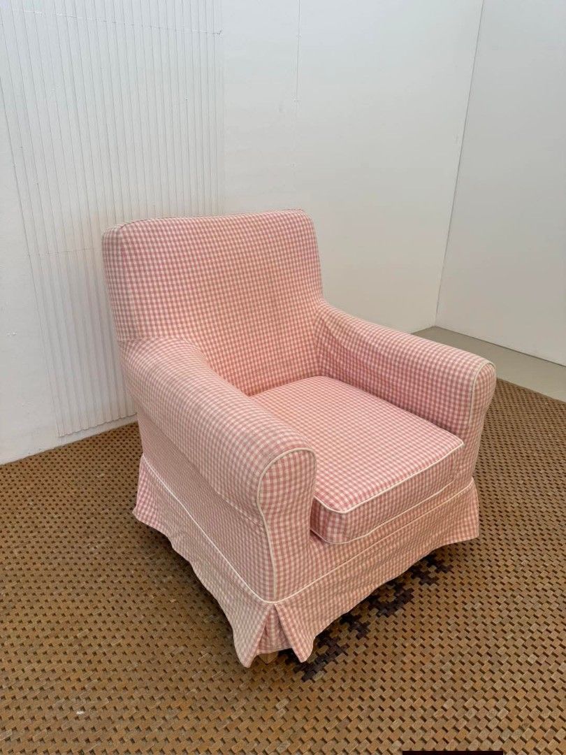 Accent sofa (Category: Sofas) located in Meycauayan. Submitted by marygracecasimiro (Listing ID 1417054336, Image 2). Description: Ikea Ektorp Jennylund Accent Sofa Fully washable Price: 5,700 L31 x W29 x H34.5/16.5 In good condition💗.