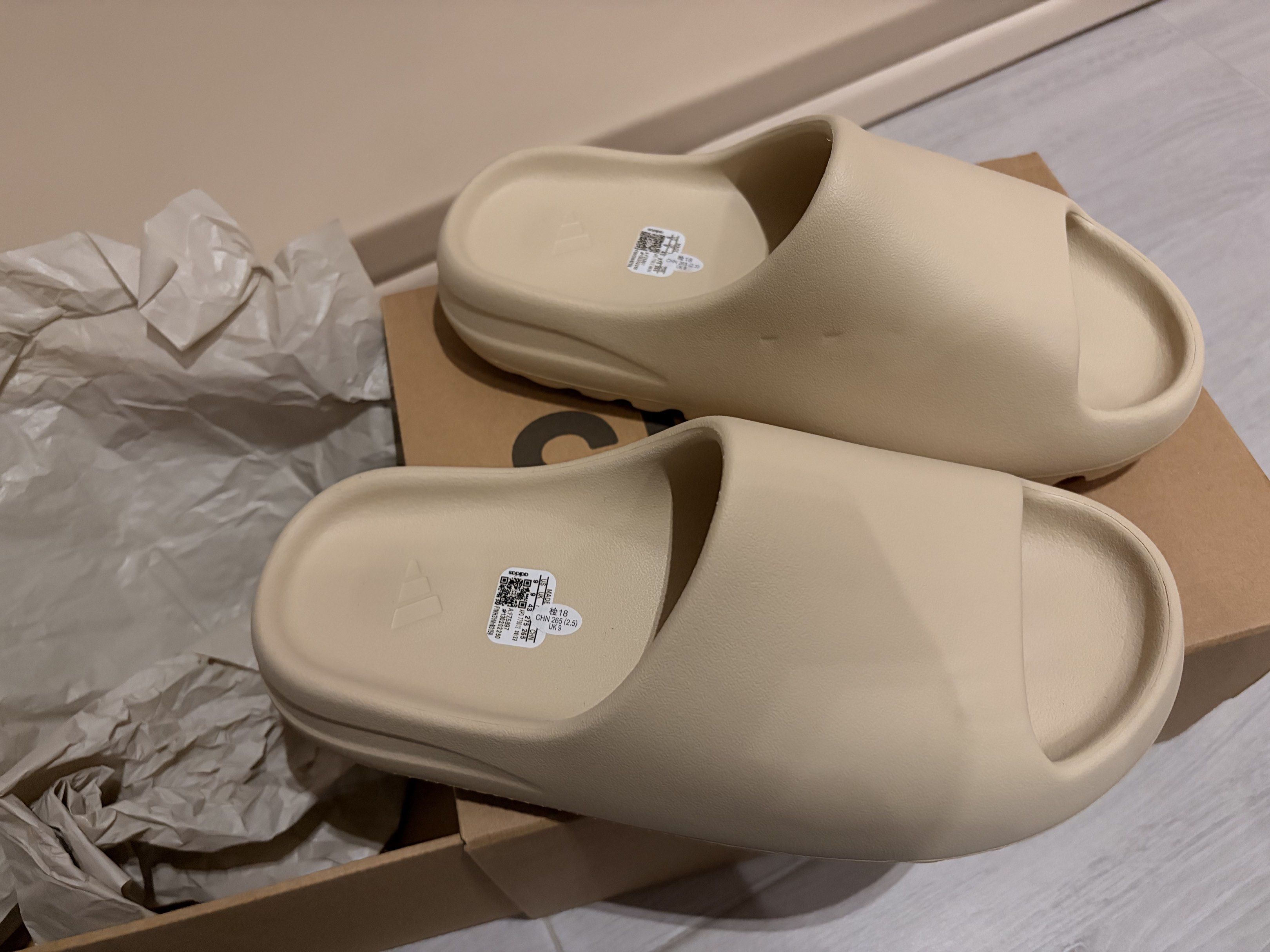 yeezy slides under 100