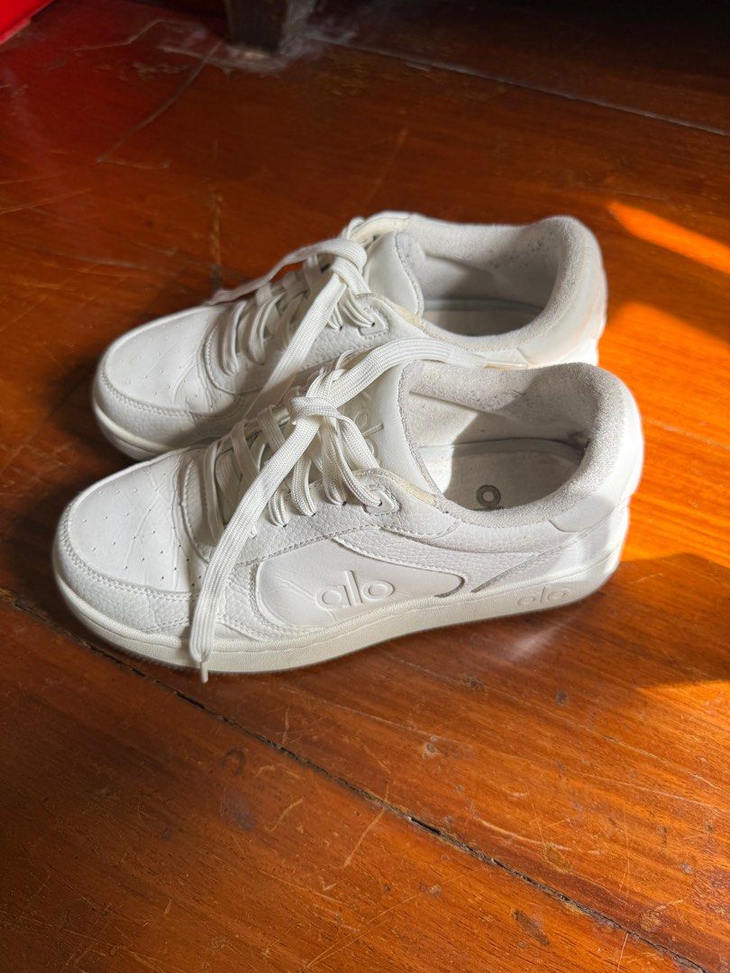 Alo recovery sneakers white (Category: Sneakers) located in Manila. Submitted by boldcloset (Listing ID 1417041328, Image 1). Description: Alo recovery mode sneakers white Lightly used, comes with box can fit US 6-6.5 Purchased from the PH store .