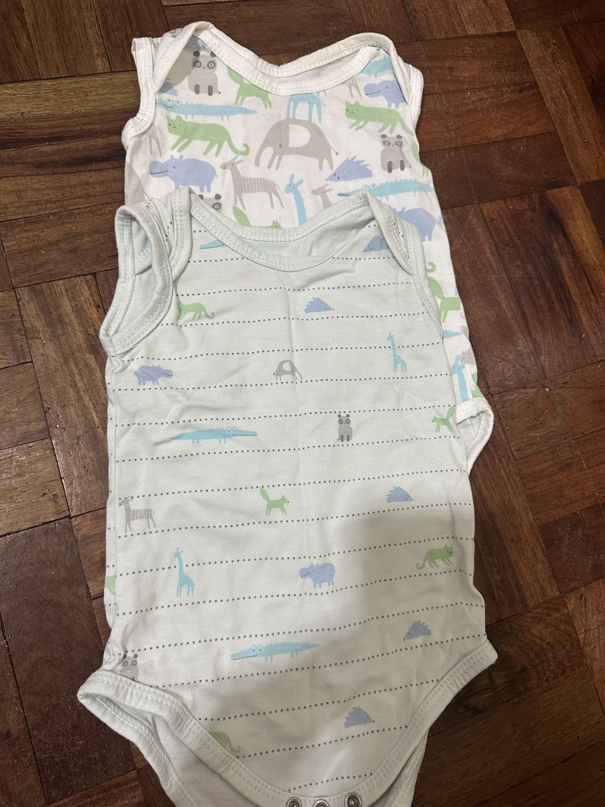 Baby Bodysuits and Pants (Category: Babies & Kids Fashion) located in Baliuag. Submitted by laraphil (Listing ID 1417062087, Image 2). Description: Almost new P100-250.