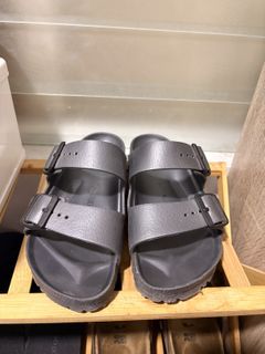 (Category: ) located in . Submitted by agboutique (Listing ID 1417165884, Image 1). Description: .