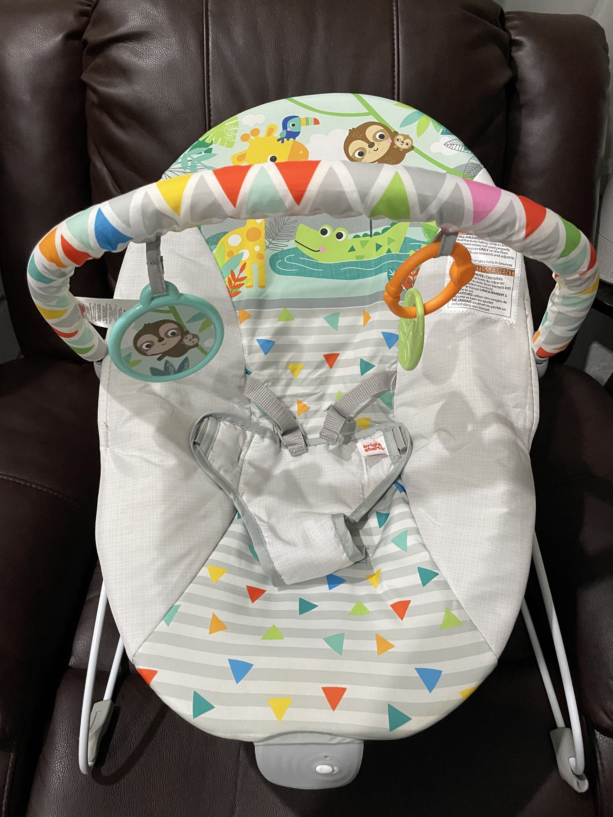 Bright Starts Safari Fun Bouncer (Category: Infant Playtime) located in Quezon City. Submitted by Aprelovedshop (Listing ID 1417131564, Image 2). Description: Barely used Comes with box Laz price 2,400php.