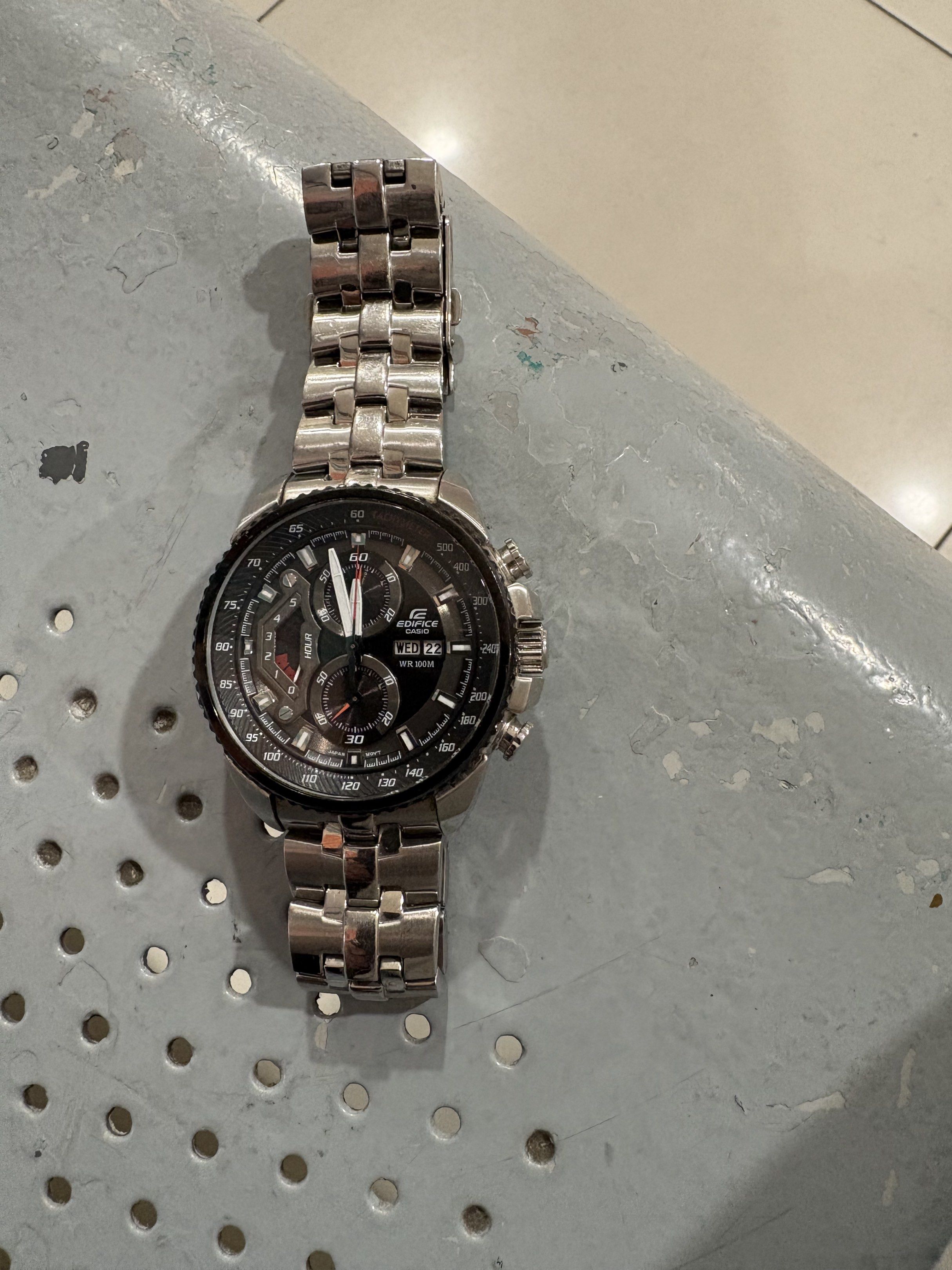 Casio Edifice (Category: Men's Watches) located in Paranaque City. Submitted by ace1978 (Listing ID 1417086358, Image 1). Description: Casio Edifice very seldom used almost new.