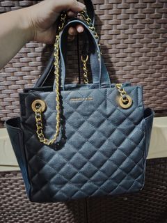 (Category: ) located in . Submitted by tyragailcollection2600 (Listing ID 1417131774, Image 1). Description: .
