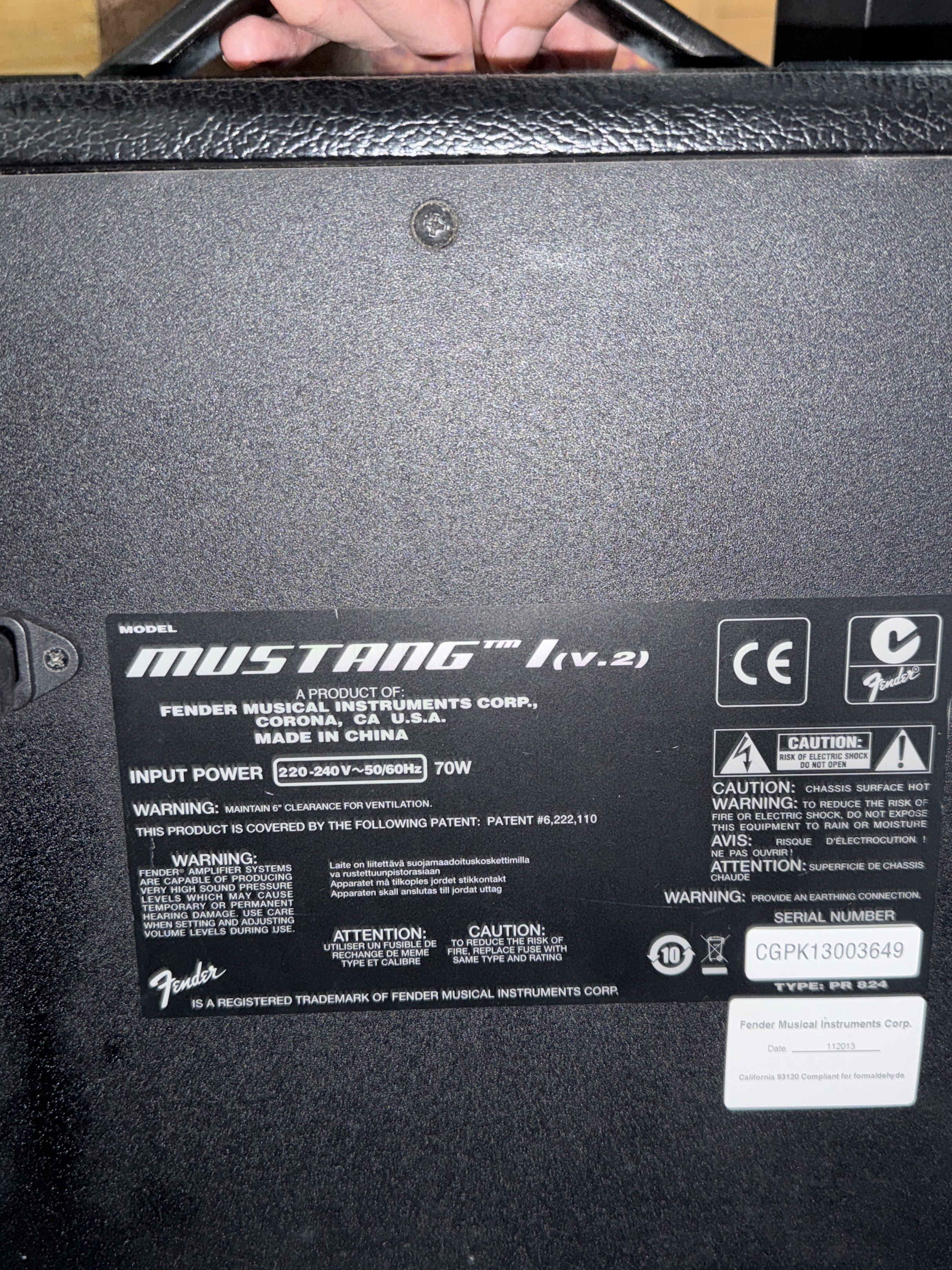 Fender Mustang I (v.2) Guitar Amplifier (Category: Musical Instruments) located in Quezon City. Submitted by edjsosls (Listing ID 1417205098, Image 3). Description: Modelling Amp Can also edit its effects via usb Perfect for bedroom practice.