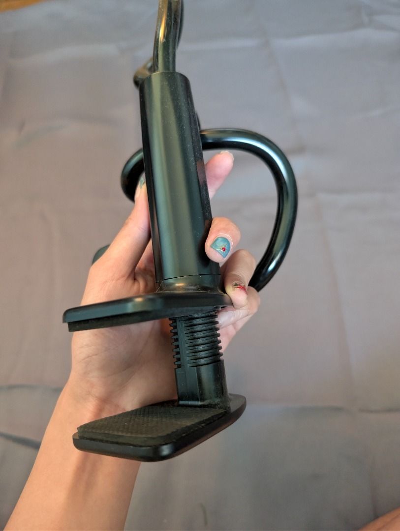Flexible Gooseneck Phone Holder (Category: Mounts & Holders) located in Quezon City. Submitted by trainforless (Listing ID 1417140763, Image 2). Description: Flexible gooseneck phone holder is designed to securely hold your phone. It features a sturdy clamp to attach to various surfaces and a flexible arm for easy adjustment. It allows for hands-free use of your phone, perfect for watching videos or video calls..