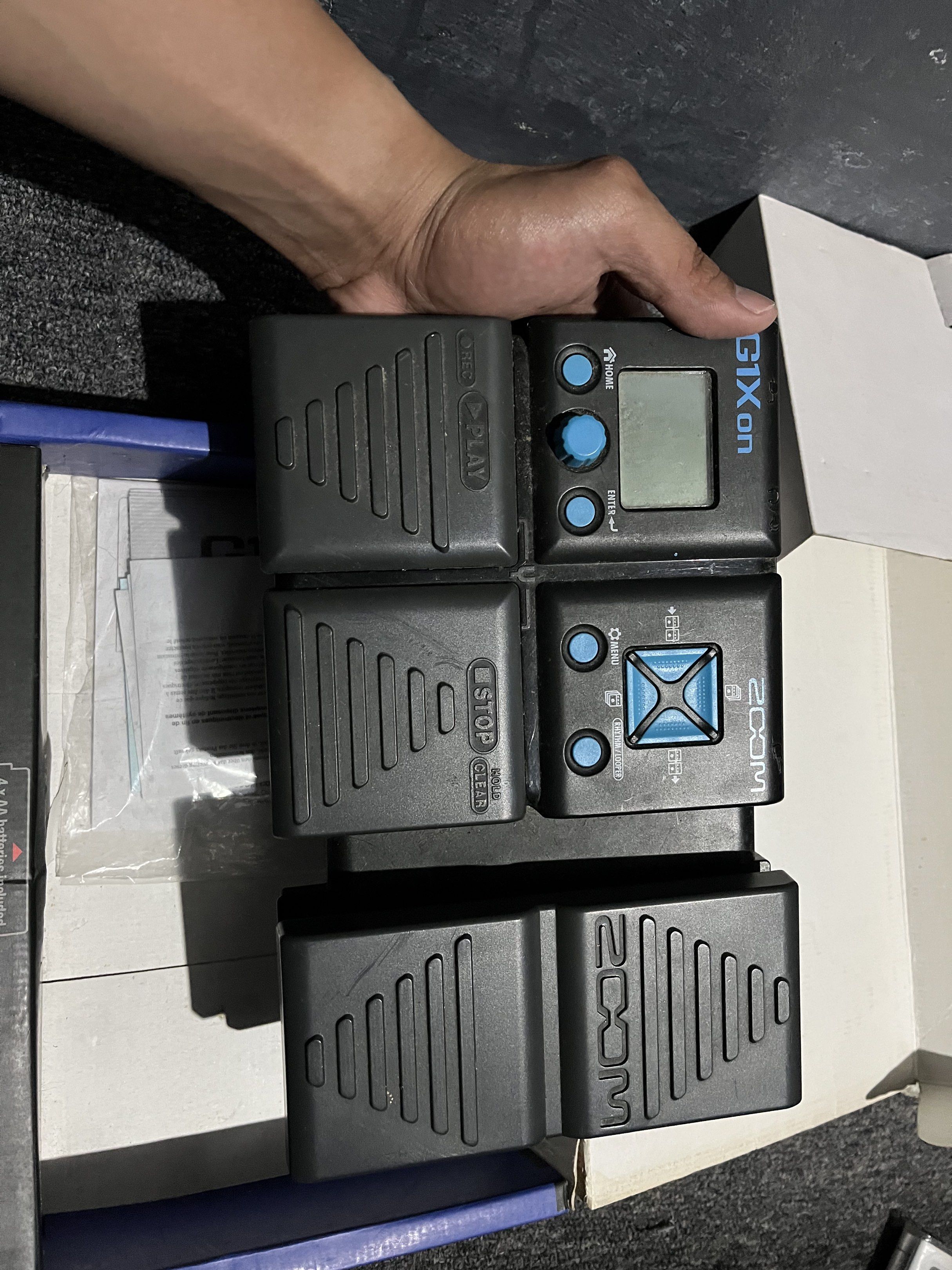 G1Xon Guitar Multi-Effects Processor (Category: Musical Instruments) located in Navotas City. Submitted by reid0042 (Listing ID 1417150515, Image 3). Description: G1Xon Guitar Multi-Effects Processor 100 efx and has pedal 2x lang nagamit then tinambak na 5,500 + sf Meet up monumento Caloocan or malabon.