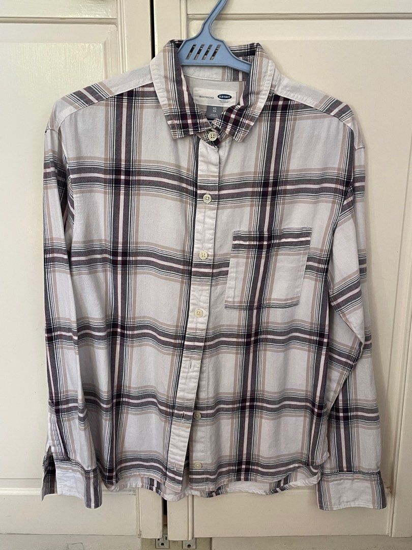 Gap and Old Navy long sleeve shirtp (Category: Longsleeves) located in Mandaluyong City. Submitted by mextran (Listing ID 1417118481, Image 3). Description: Bundle of 3 for 500 Old Navy Light Blue Size S (width 18”) Gap Blue Stripes Size S (width 18”) Old Navy Boyfriend Plaid Size XS (width 18”) Payment: Metrobank, Maya, BPI, Gcash Shipping fee c/o buyer: Gogo Express, Lalamove/Grab booked by buyer Location: Mandaluyong near SNR Shaw .