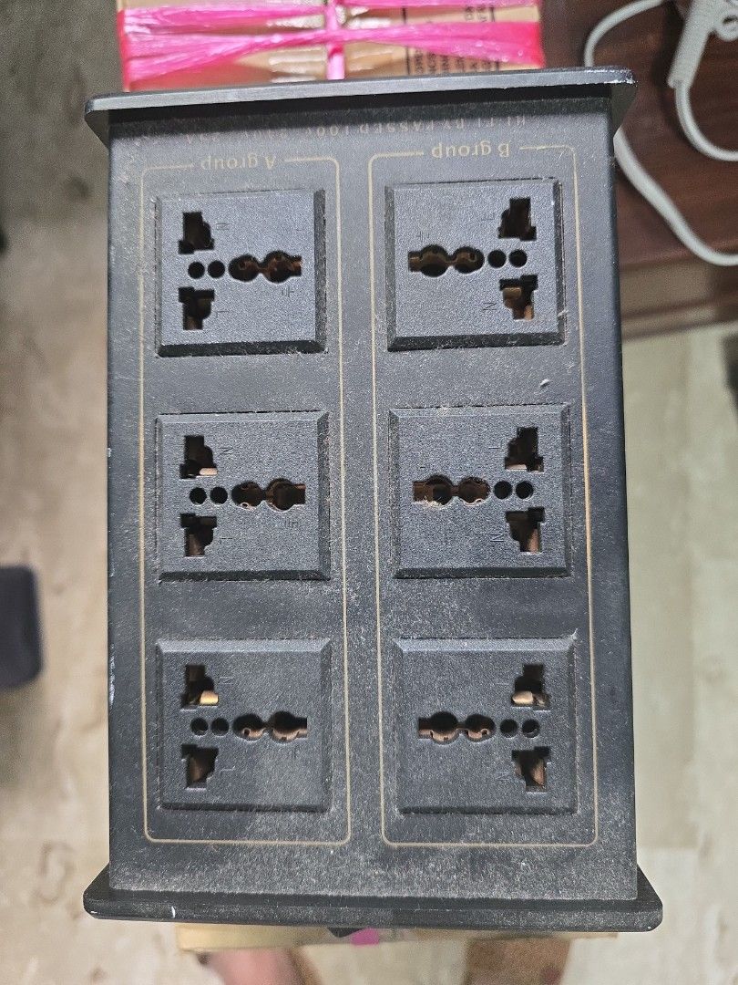 Hifi audio power distribution unit65561104938370111