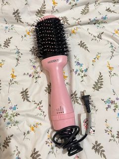 (Category: ) located in . Submitted by abi.declutterz (Listing ID 1417119281, Image 1). Description: .
