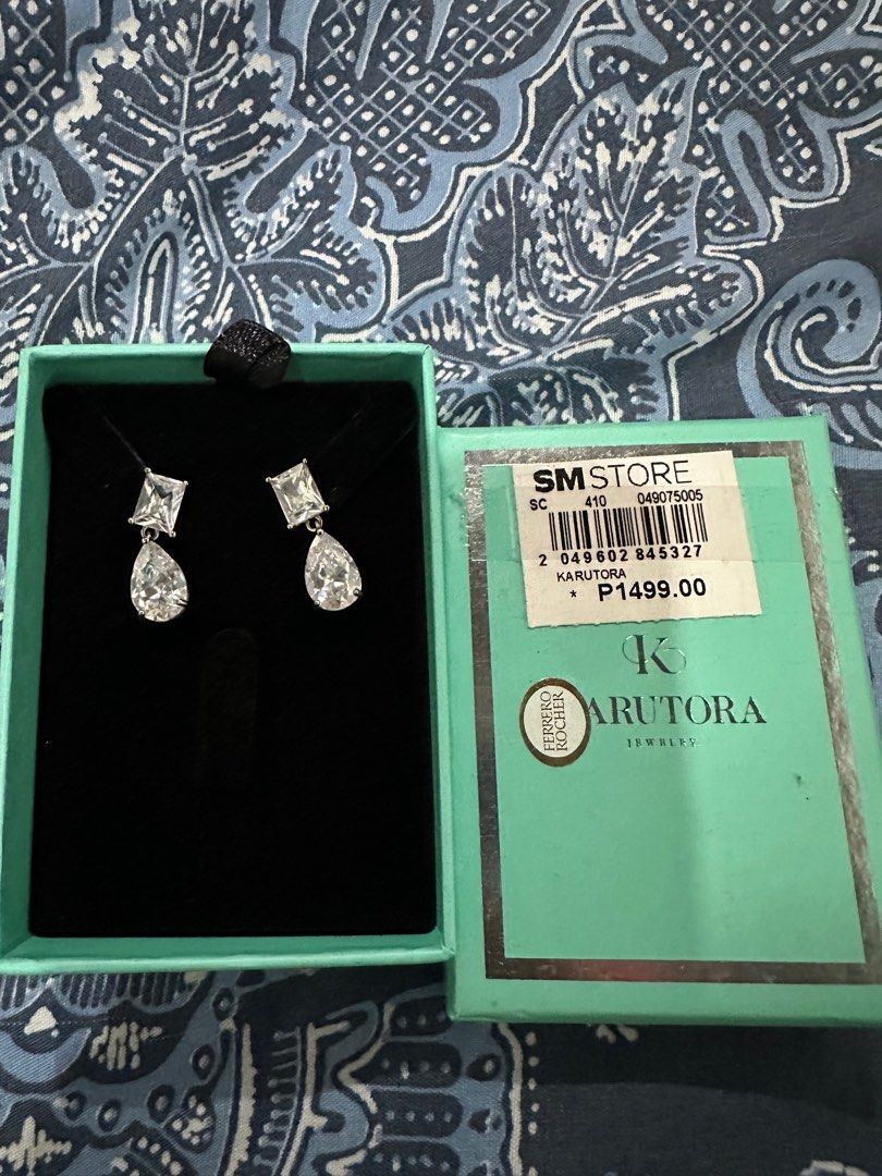 Karutora Earrings with Square and Pear-Shaped Crystals (Category: Earrings) located in Makati City. Submitted by zklge (Listing ID 1417115057, Image 2). Description: .