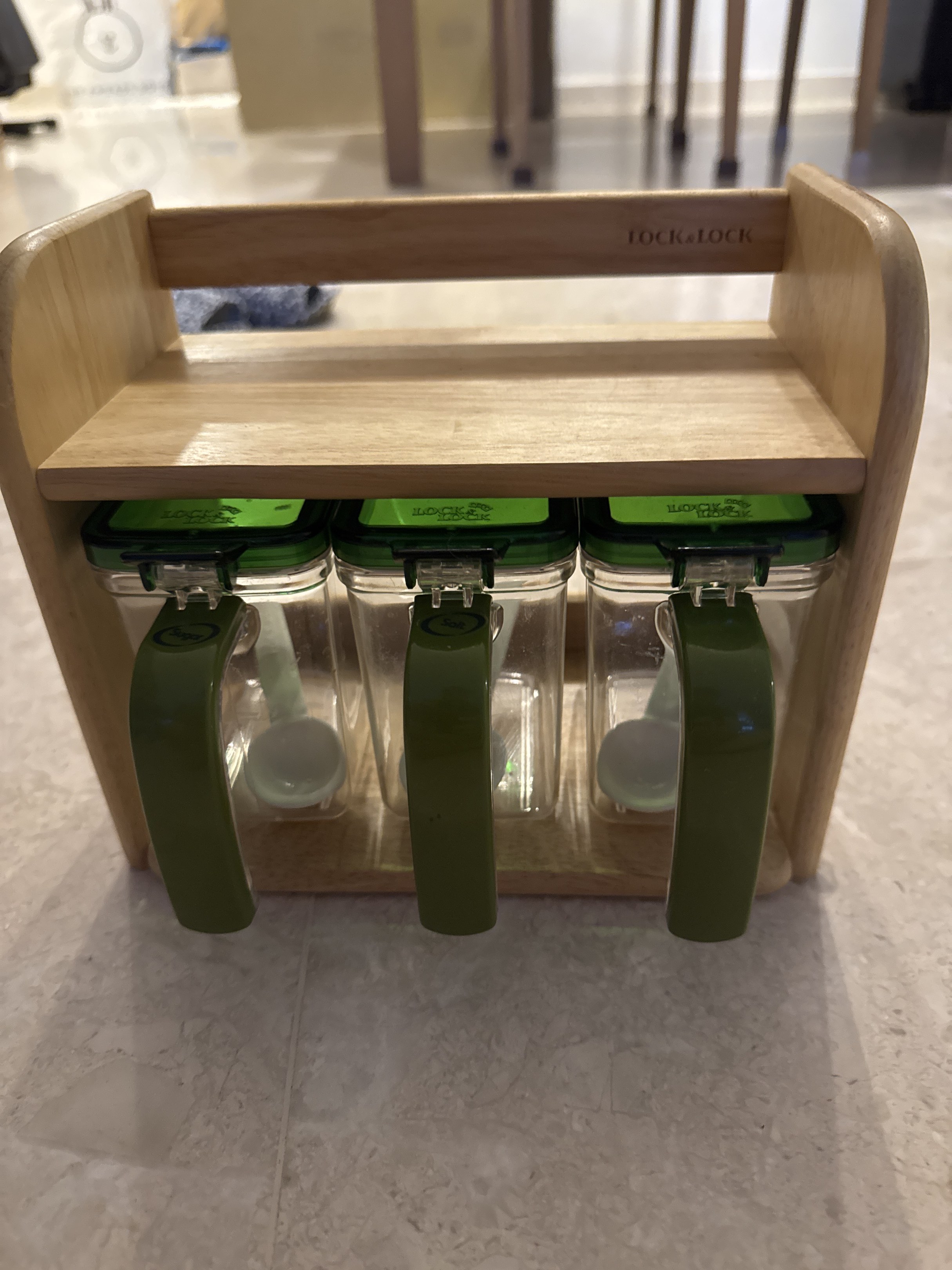 Locking Spice Rack Lock & Lock Spice Rack with 3 Containers, Furniture & Home Living ...