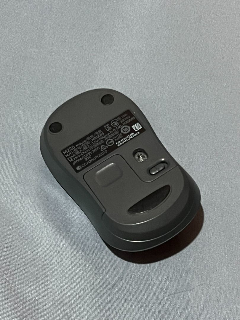 LOGITECH M240 SILENT MOUSE (Category: Mouse & Mousepads) located in Pasig City. Submitted by hazzelle.co (Listing ID 1417064424, Image 3). Description: .