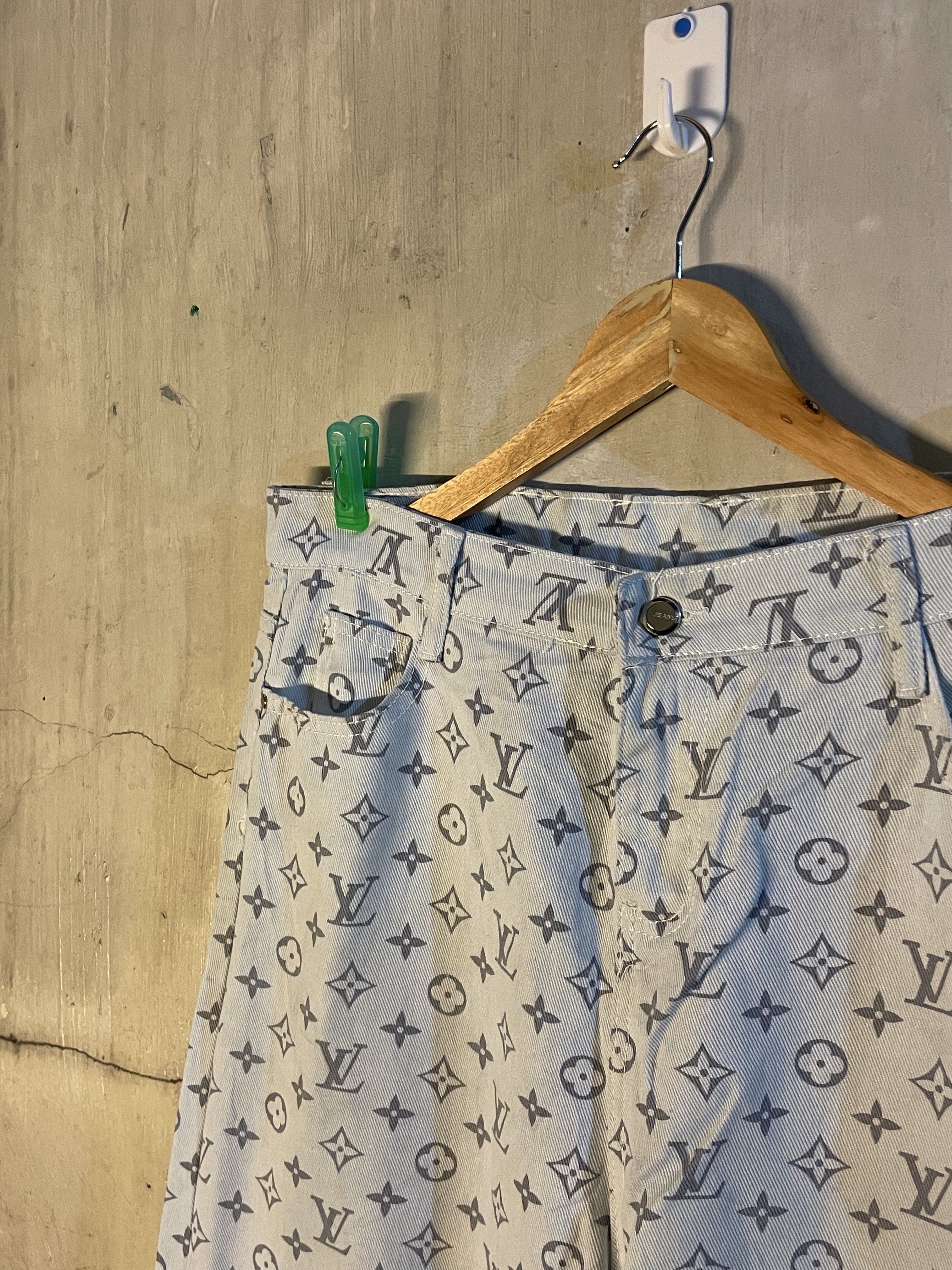 Louis vuitton monogram denim pants (Category: Jeans) located in Pasay City. Submitted by corethrift (Listing ID 1417116455, Image 3). Description: Waist 34 Length 41 Hems 8 Very good condition No tags All the fitting based on inches .