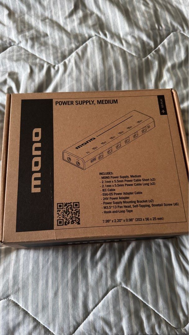 Mono Power Supply, Medium