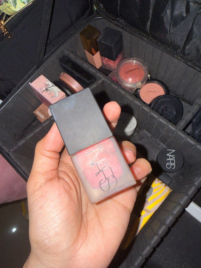 NARS Dolce Vita Liquid Blush (Category: Makeup) located in Manila. Submitted by aneajmik (Listing ID 1417055080, Image 1). Description: .