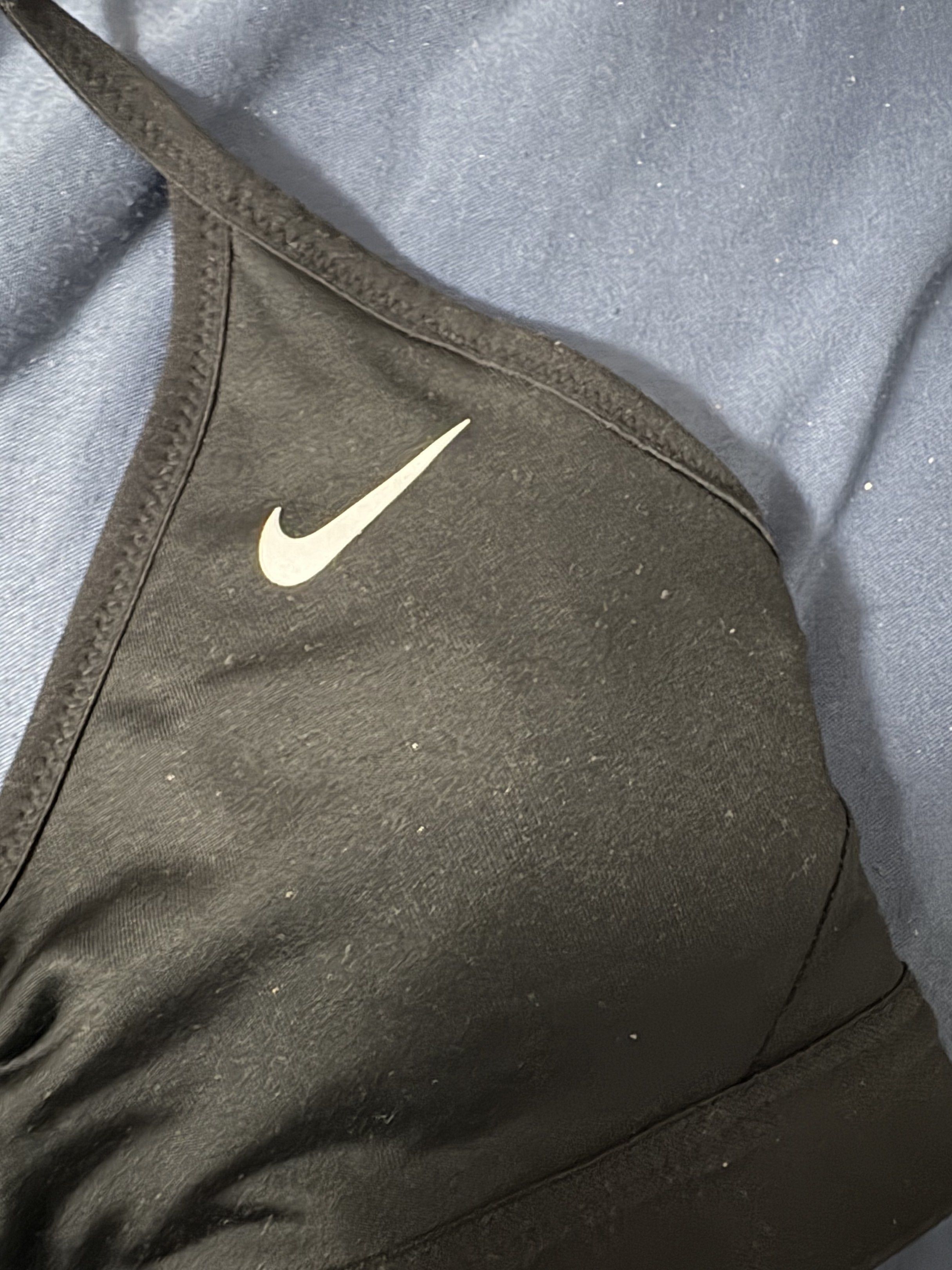 Nike Black Sports Bra (Category: Activewear) located in Pasay City. Submitted by kxineb (Listing ID 1417208688, Image 2). Description: Nike Dri Fit Black Sports Bra size M Loc Pasay Rfs: decluttering .