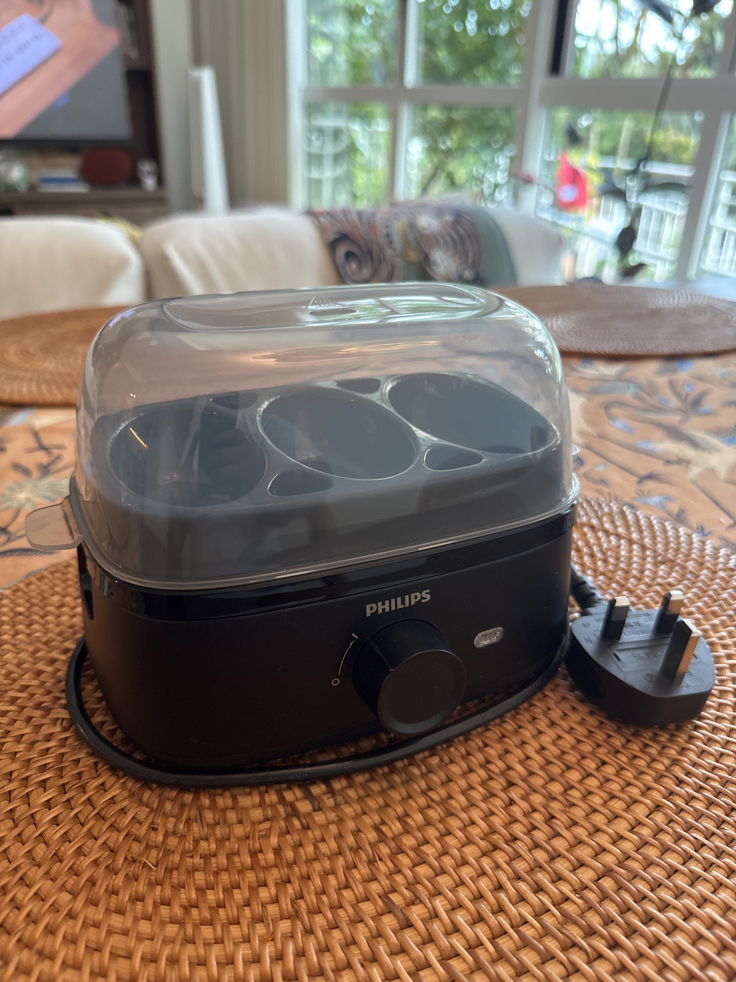 Philips Egg Cooker (never used), TV & Home Appliances, Kitchen ...