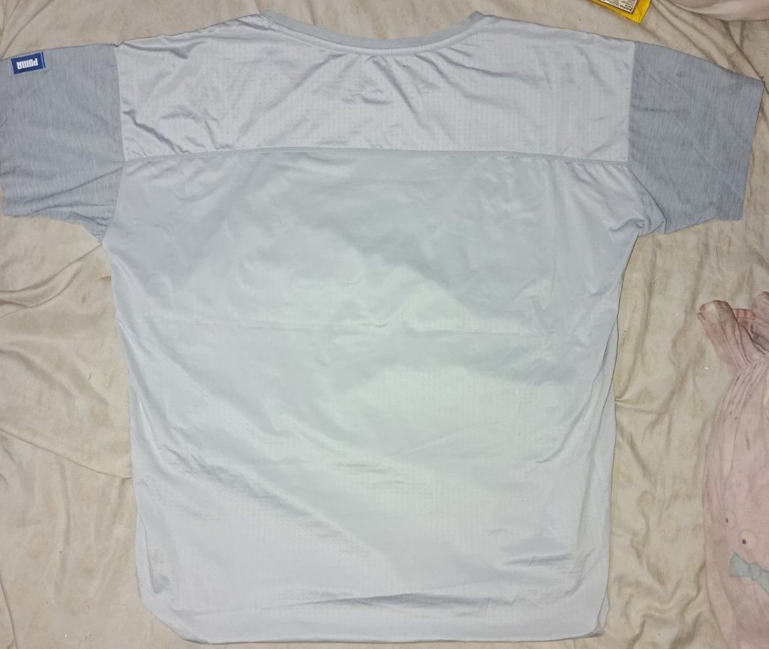 Puma XL Athletic T-Shirt (Category: Tshirts & Polo Shirts ) located in Mandaue City. Submitted by cdxd4thirty (Listing ID 1417155320, Image 2). Description: - Authentic Puma athletic t-shirt - Light gray color - Size: XL Dimes: H-28 W-23 - Features Puma logo - Round neck - Mesh panel on the back - "Keeps You Dry" detail on the neck - Made in Vietnam.