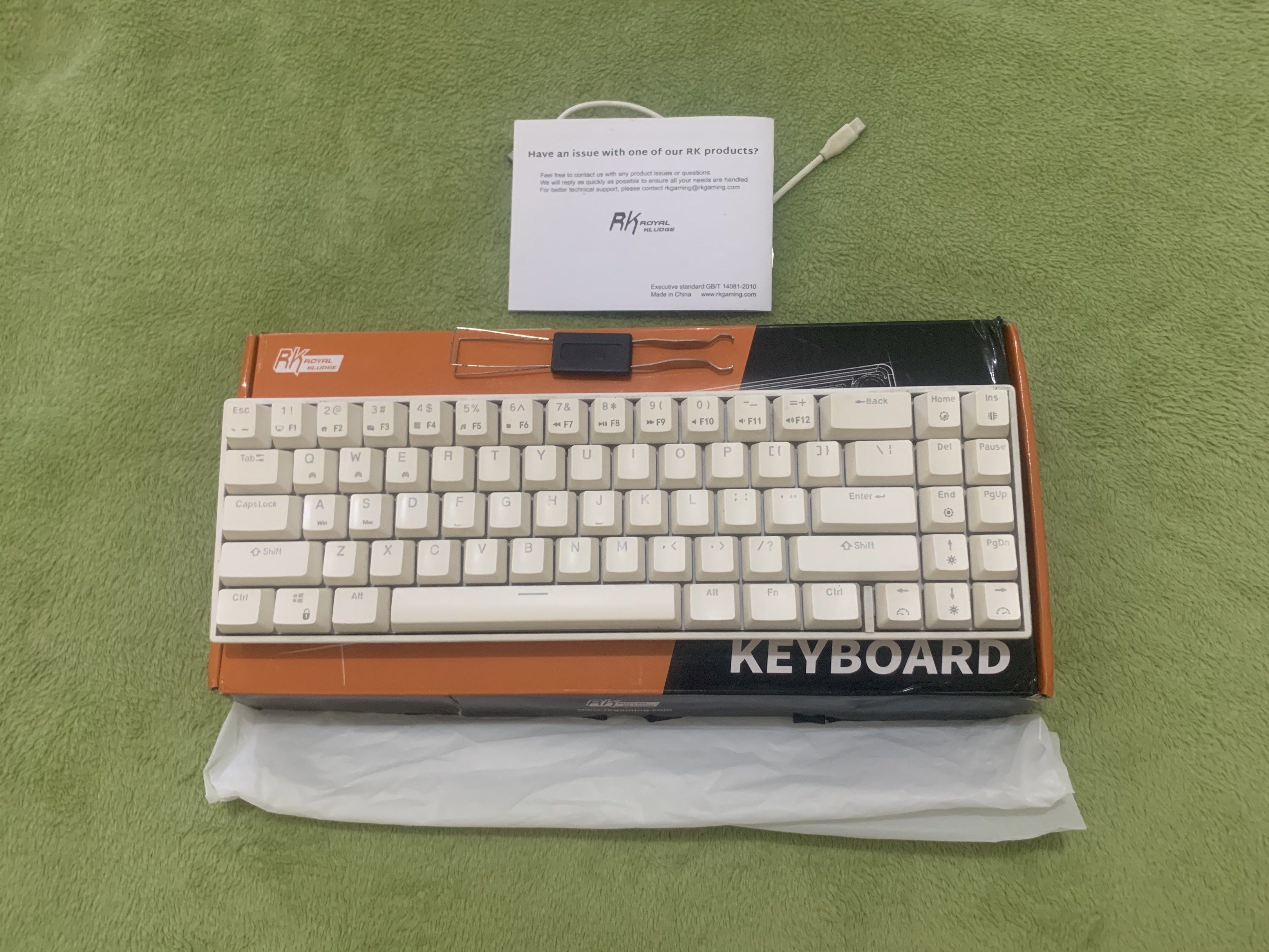 Royal Kludge wireless RK71 Mechanical Keyboard wired Red switch (Category: Computer Keyboard) located in Manila. Submitted by gamingthriftshop (Listing ID 1417000015, Image 1). Description: NO ISSUES NO ISSUES NO ISSUES Preloved and clean. Can be wireless or wired. Personally used wired Comes with everything original: Box Sheath Manual Keycap puller Switch puller Keyboard Wire Dongle.