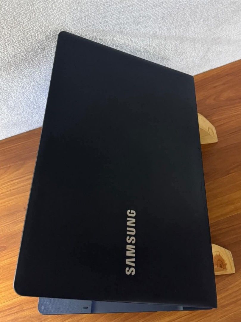 📌SAMSUNG 270E 📌 (Category: Laptops & Notebooks) located in Manila. Submitted by lonelyme_1986 (Listing ID 1417074962, Image 2). Description: LAPTOP FOR SALE WITH BOX (1PCS AVAILABLE) PRICE: 6,700 FIX 📌SAMSUNG 270E 📌 CORE I3-4005U CPU @1.70GHZ (4TH GENERATION) 128GB SSD 8GB MEMORY 2.1GB INTEL HD GRAPHICS BUILT-IN CAMERA WIFI READY DVD RW HDMI BLUETOOTH/NO BLUETOOTH CARD READER USB PORT LAN PORT 15.6 INCHES 💯% NO ISSUE 99% SMOOTH FULLY TESTED 