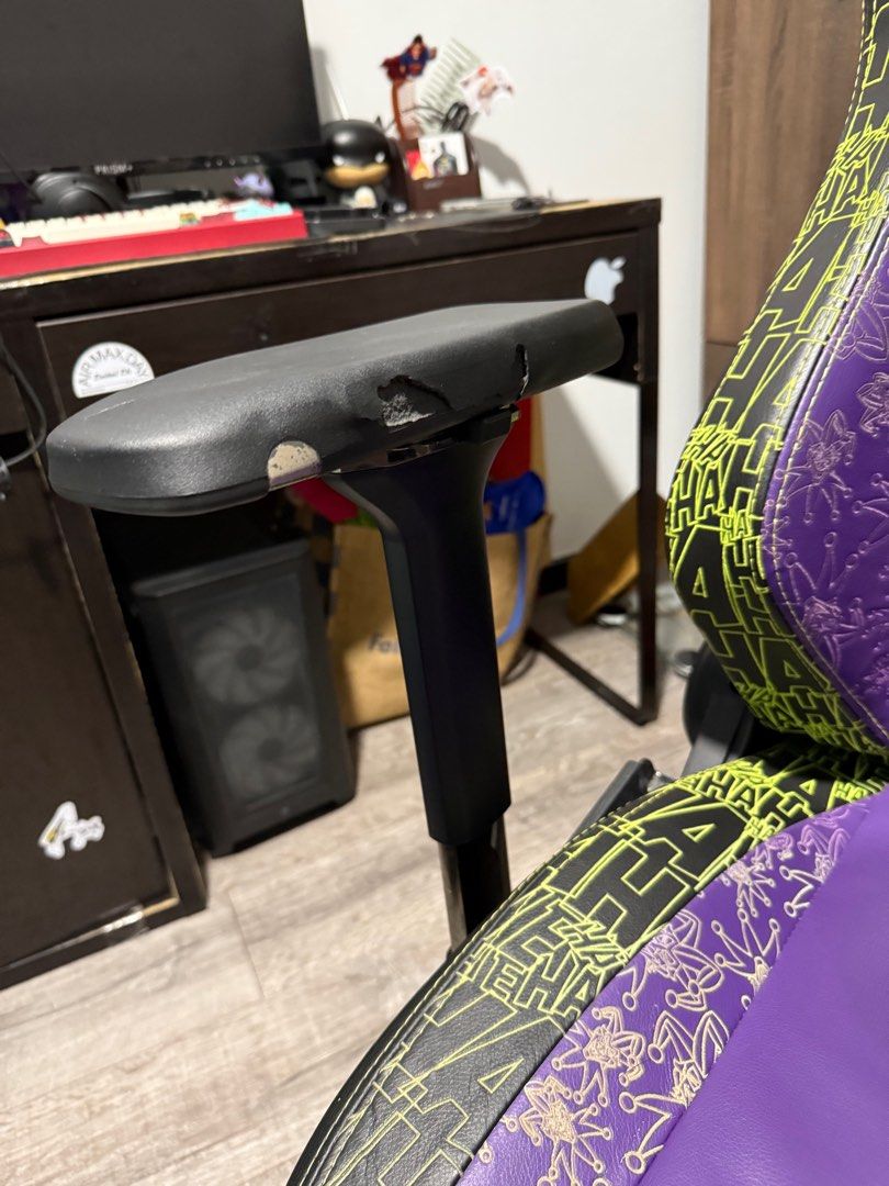 Secretlab The Joker Edition Gaming Chair, Furniture & Home Living ...