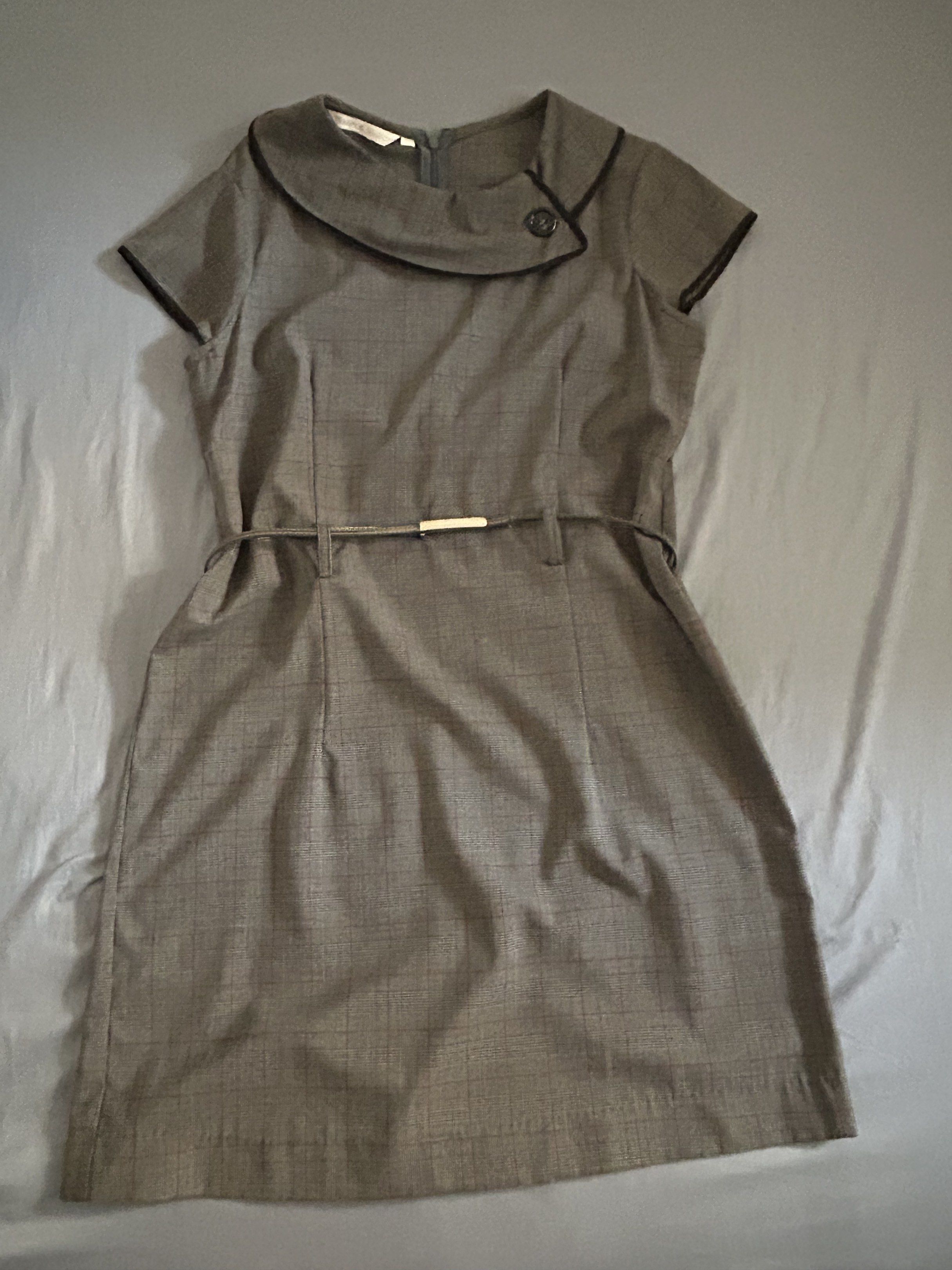 Simple Match Dress (Category: Dresses) located in Batangas. Submitted by dusclutter (Listing ID 1417146590, Image 1). Description: RFS: decluttering Dress has no issues, belt worn out (can use other belt) Loc: Sto tomas Batangas MOP: gcash Shipping c/o buyer via j&t.
