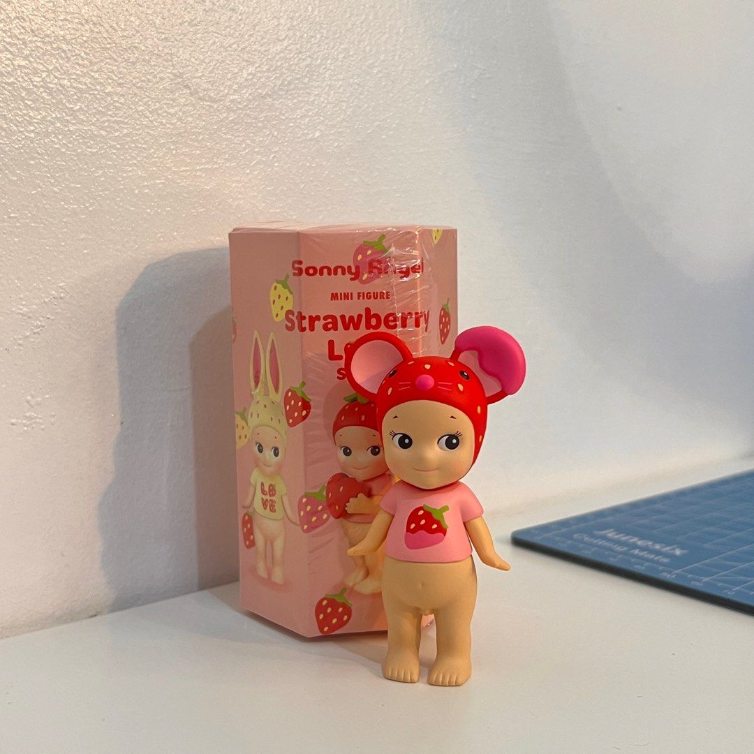 Sonny Angel Strawberry Love Series Mouse (Category: Designer & Blind Box Toys) located in San Juan City. Submitted by wonieton (Listing ID 1417052921, Image 1). Description: - fresh pull! can also be uft for monkey, strawb, lop.