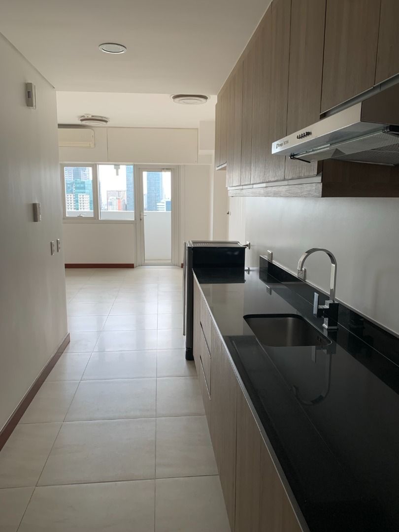 Studio Unit Royalton at Capitol Commons with Parking (Category: Apartments & Condos) located in Caloocan City. Submitted by espropertyservices (Listing ID 1417206968, Image 3). Description: 𝐑𝐎𝐘𝐀𝐋𝐓𝐎𝐍 𝐚𝐭 𝐂𝐀𝐏𝐈𝐓𝐎𝐋 𝐂𝐎𝐌𝐌𝐎𝐍𝐒 Studio Unit 40sqm Bare Finished 1 Solo Parking For Sale: 12.5M including Capital Gains Tax (slightly negotiable) 10mins to 15mins drive to ORTIGAS CENTER via Meralco Ave. & Julia Vargas Ave. 10mins to 15mins 