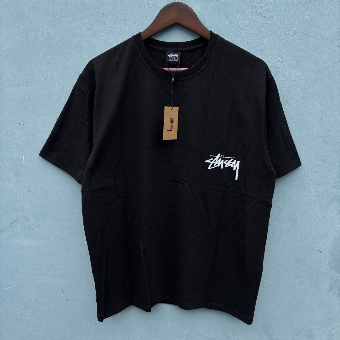 Stussy Shirt Dice BLACK:MEDIUM OVERSIZED @Lychee_ph_ on ig (Category: Tshirts & Polo Shirts ) located in Pasay City. Submitted by lychee_ph (Listing ID 1417088637, Image 2). Description: Chest width - 23 inches Body length - 29.75 inches sleeves - 9.5 inches.