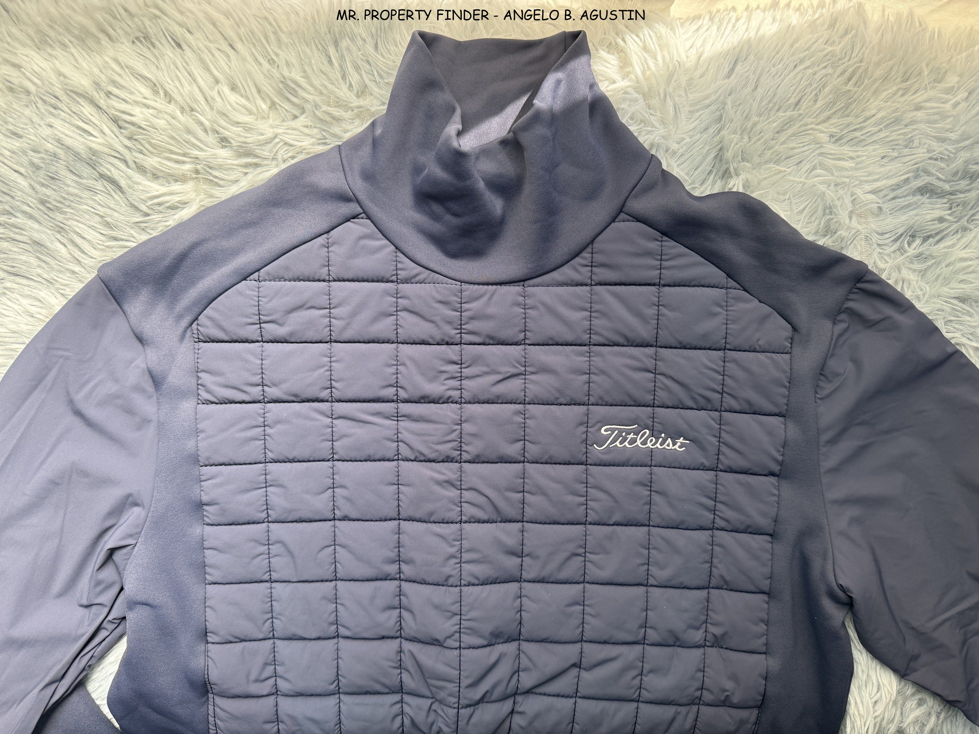 Titleist Golf High-Neck Pullover Golf Tee - XL (Category: Golf) located in Quezon City. Submitted by angeloagustinrealestate (Listing ID 1417075567, Image 3). Description: FOR SALE: Titleist Golf High-Neck Pullover Golf Tee ✔️Disused ✔️Decluttering ✔️Quilted Design ✔️Open to best offer ✔️Size: H27” 1/2 - W20” ✔️Front Panel Windproof ✔️Fleece Lining for Insulation ✔️Color may vary due to lighting ✔️Please let us know if you have any questions ✔️Co