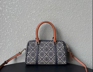 (Category: ) located in . Submitted by fascinating.bag.mall (Listing ID 1417051635, Image 1). Description: .