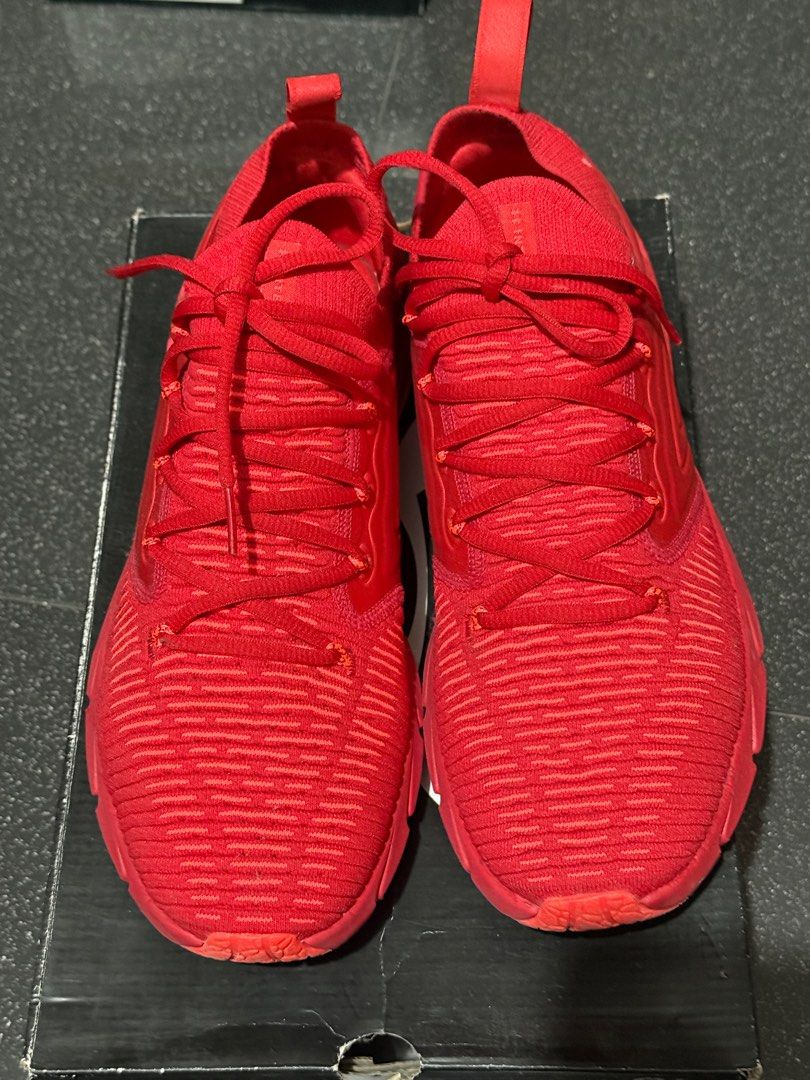 Under Armour HOVR Phantom 2 Inknt Red Sneakers (Category: Sneakers) located in Makati City. Submitted by technmd7 (Listing ID 1417048334, Image 1). Description: - Under Armour HOVR Phantom 2 Inknt sneakers - Vibrant red colorway (shoes, laces, and soles) - Size 10 - Features breathable upper and responsive HOVR cushioning - Unique sole pattern for superior grip - Includes original Under Armour box.