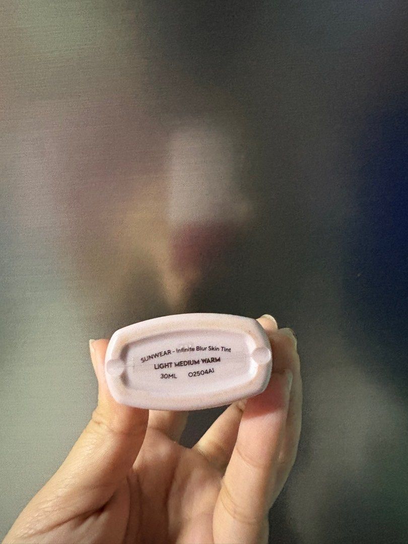 Vice Cosmetics Skintint in Light Medium Warm (Category: Makeup) located in Lipa City. Submitted by kiarafinds (Listing ID 1417112944, Image 2). Description: used 5-10 times started using last july 2025 shade: light medium warm rfs: oxidizes, not suitable on my skin mop: gcash and bdo online only mod: jnt only dm for more details.