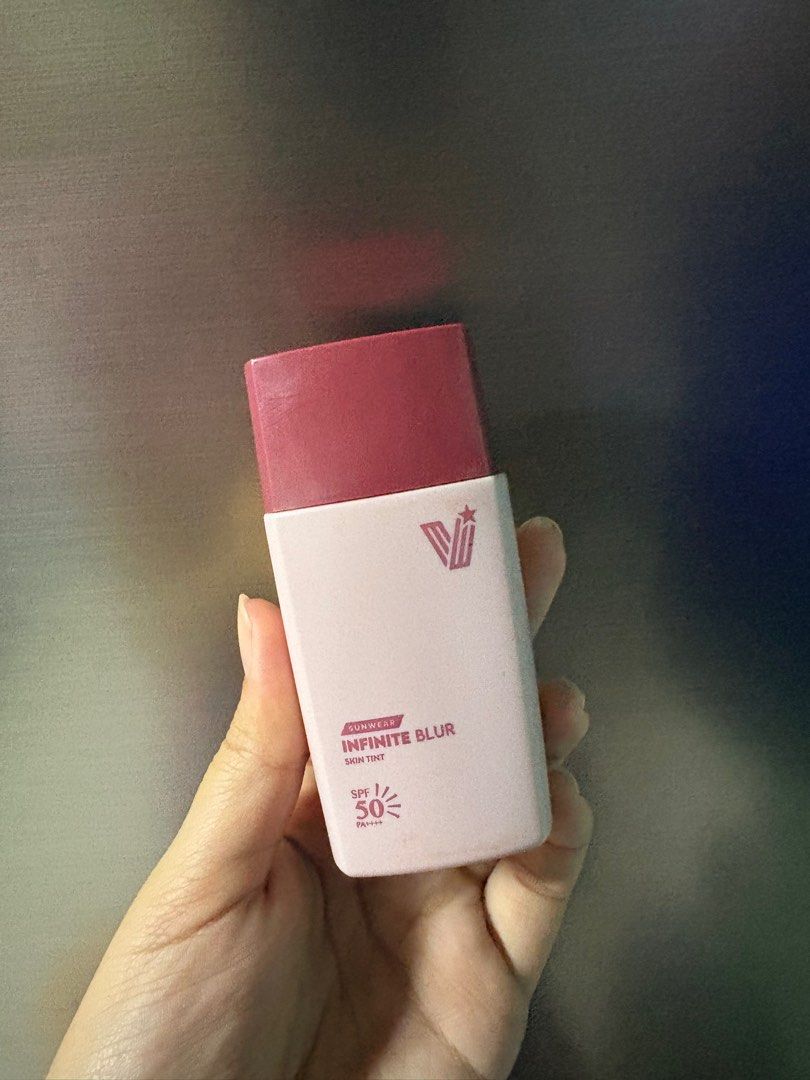 Vice Cosmetics Skintint in Light Medium Warm (Category: Makeup) located in Lipa City. Submitted by kiarafinds (Listing ID 1417112944, Image 1). Description: used 5-10 times started using last july 2025 shade: light medium warm rfs: oxidizes, not suitable on my skin mop: gcash and bdo online only mod: jnt only dm for more details.