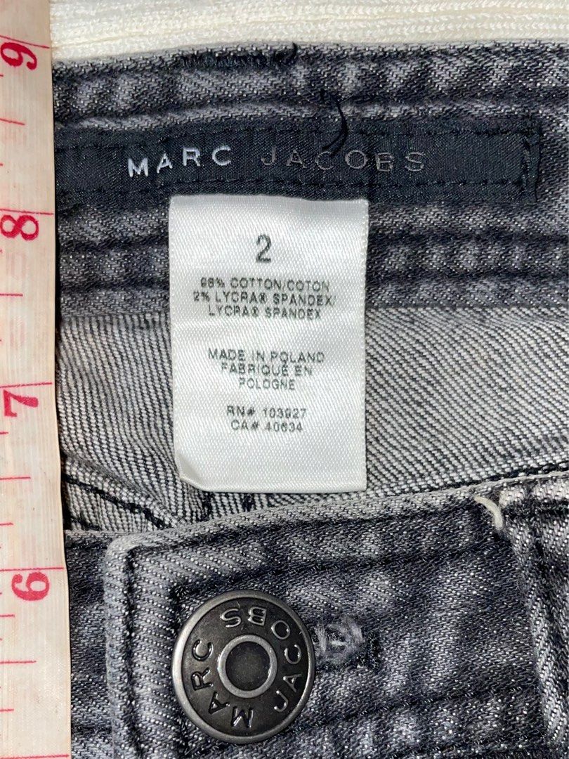 🇵🇱 Marc Jacobs Boot Cut Flared Jeans | Made in Poland | 98% Cotton 2% Lycra Dark Gray not Camel Navy Khaki Beige Cream Mid Regular Rise not High Slim Skinny MJ Vintage Boho Hippie XS SMALL (Category: Jeans) located in Quezon City. Submitted by hemp_ (Listing ID 1417396884, Image 2). Description: Bought this in USA Upgrade your airport outfit with this elegant, breathable, stretchable denim Old money vibe Waist: 25 - 28” 14.5“ when laid flat Tag