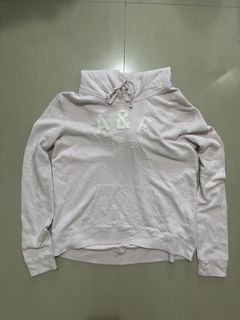 (Category: ) located in . Submitted by thriftcahnge (Listing ID 1417236154, Image 1). Description: .